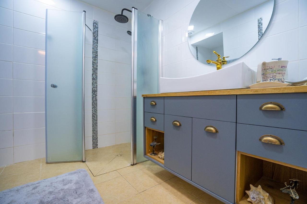 Windows On Netanya Luxury Penthouse Downtownアパートメント エクステリア 写真